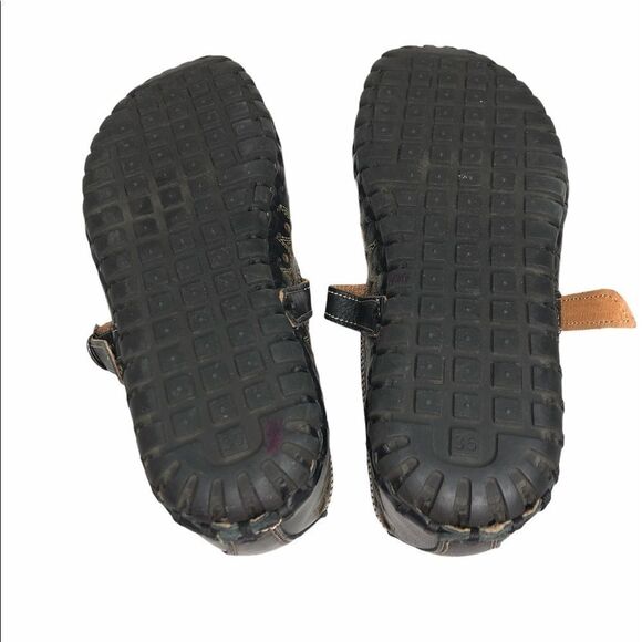 Volks Walker Mary Jane Cut Out Leather Handmade - Picture 6 of 7